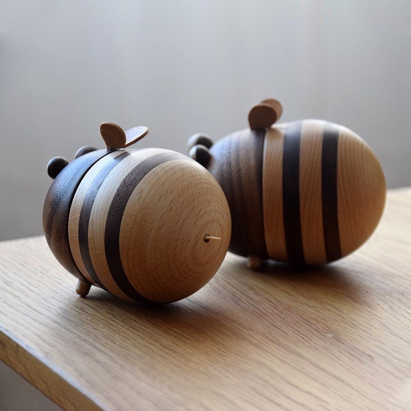 Little Bee Toothpick Box