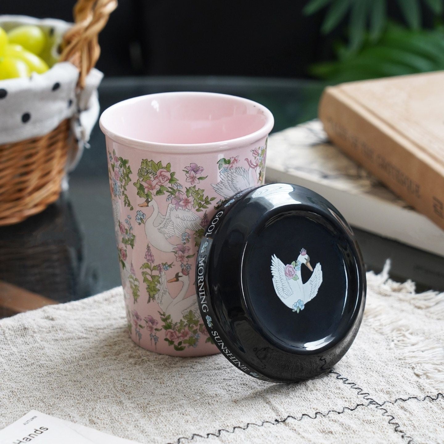 Floral Swan Cup