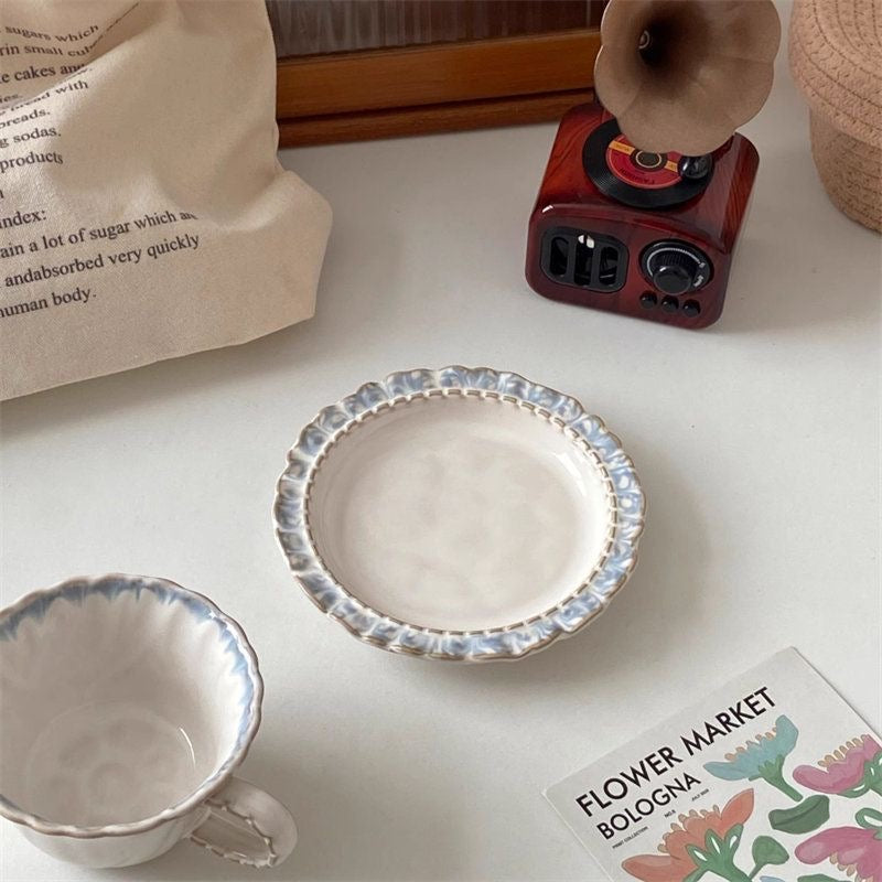 Ice-Glaze Fluted Teacup